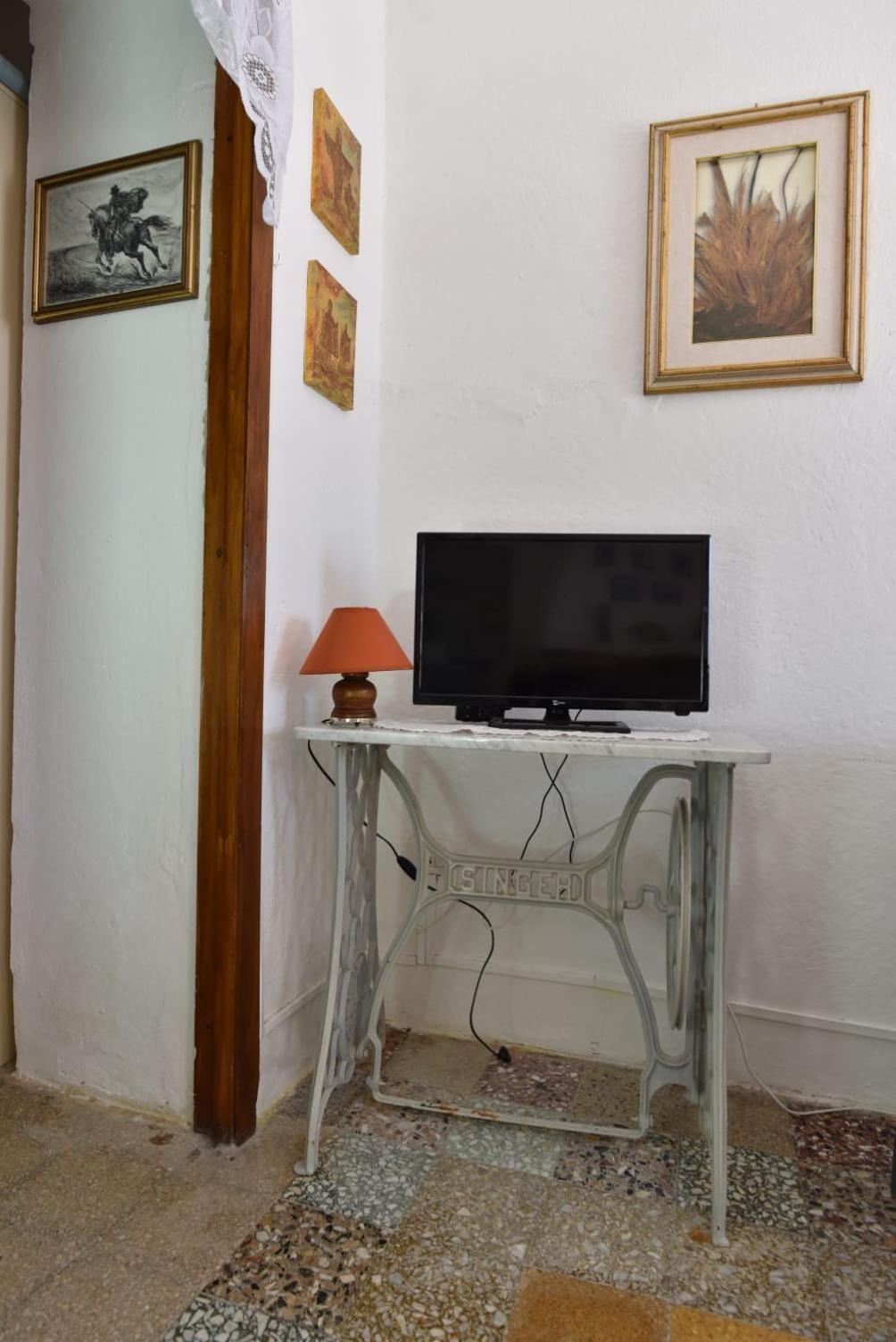 Su Cuile Historical Country House With Barbecue Martis Exterior photo
